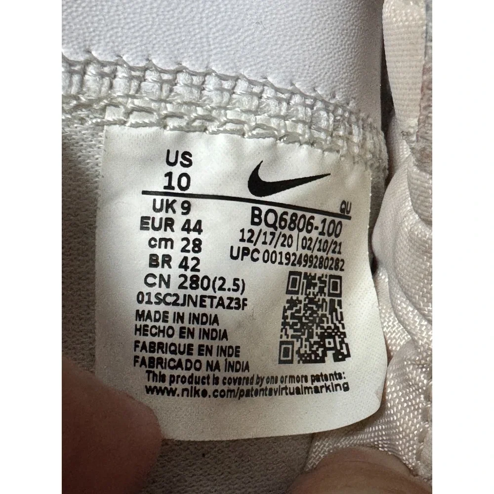 Nike Blazer Mid '77 Vintage BQ6806-100 Men 10 Sneaker White Black Athletic Shoes